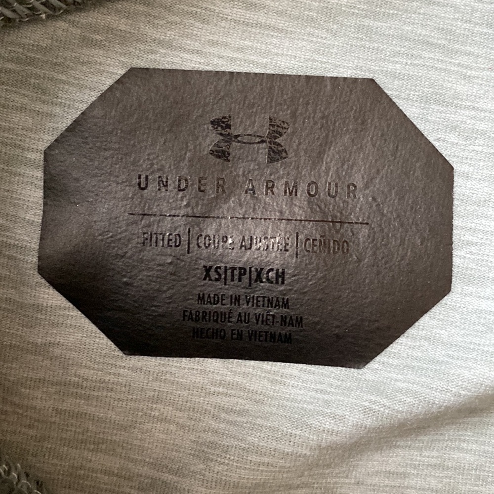 Under Armor Size Extra Small Fitted Leggings - image 2